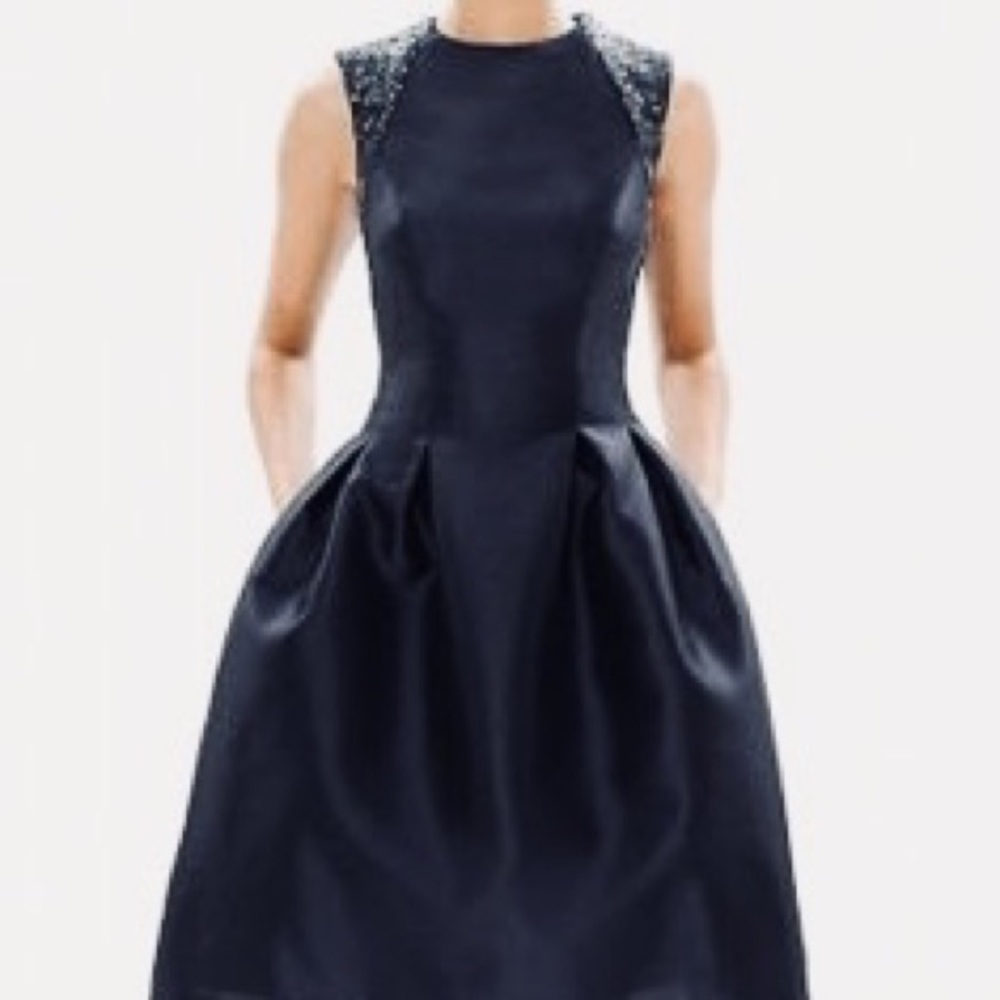 💎Carmen Marc Valvo Sleeveless Sequin Mikado Dress